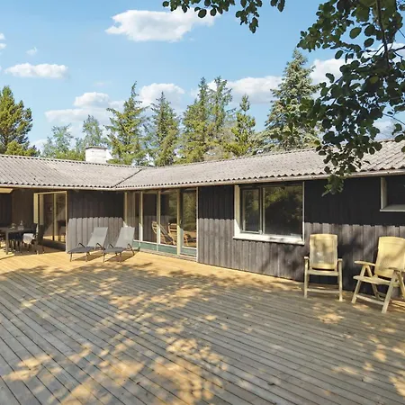 Holiday home Cozy In With Wifi *