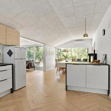 Ferienhaus Schönes Haus In Mit Küche *