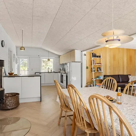 Schönes Haus In Mit Küche *