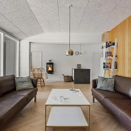 Schönes Haus In Mit Küche Ålbæk